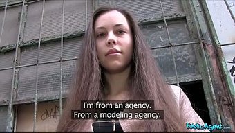 Кастинг За Деньги На Публике: Молодая Фэшн-Модель Сосёт И Трахается