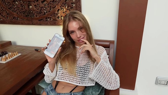 Загорелая Подружка Наслаждается Хорошим Трахом И Глотает Сперму.